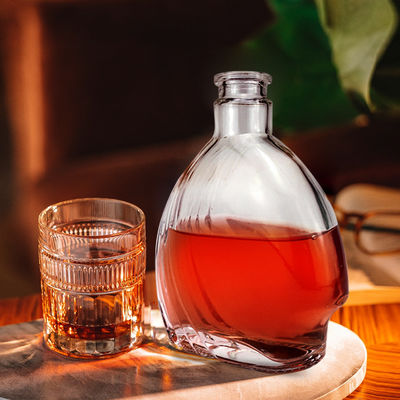 500ml Flint Glass Bottle for Liquor Customized Design and CORK Sealing Type