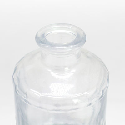 Acceptable OEM/ODM Liquor Bottles for Vodka Whisky Rum Gin Brandy in Different Sizes