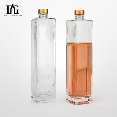 Base Material Glass Bottle with Cork and Screw Cap 700ml Clear Empty Whisky Bottle