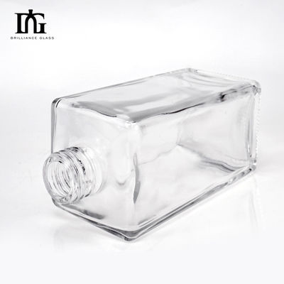 Custom Round Shape 700ml Transparent Empty Glass Liquor Bottle for Whisky Vodka Tequila
