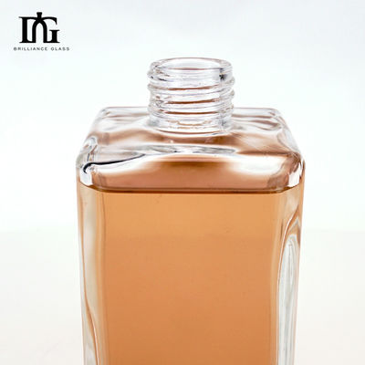 Custom Round Shape 700ml Transparent Empty Glass Liquor Bottle for Whisky Vodka Tequila