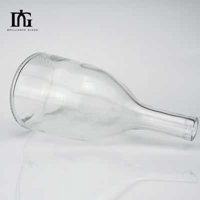 OEM/ODM Accepted Custom Glass Spray Bottle 700ml 500ml 750ml 1L for Gin Whiskey Liquor