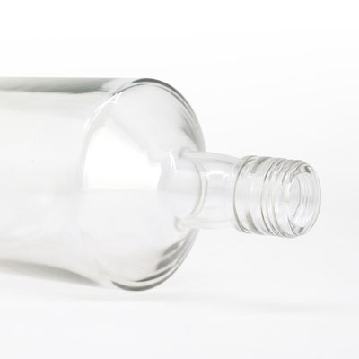 Clear Transparent Glass Bottle for Spirits Sealing Type CORK OEM/ODM Acceptable 700ml