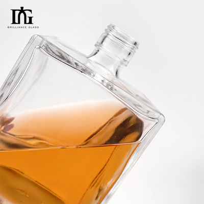 Engraving Square Glass Liquor Bottle 100ml 200ml 250ml 500ml 700ml 1000ml Wine Whiskey Brandy Tequila Gin Bottle with Cork