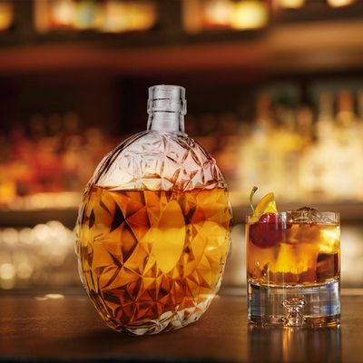 Glass Liquor Bottle 500ml 700ml 750ml with Glass Material and Advanced Technology