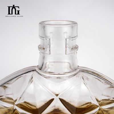 Glass Liquor Bottle 500ml 700ml 750ml with Glass Material and Advanced Technology