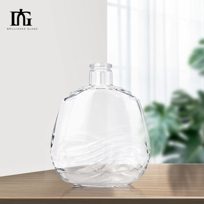 750ml Glass Clear Round 700ml Glass Spirit Bottles for Whisky and Brandy TJ008
